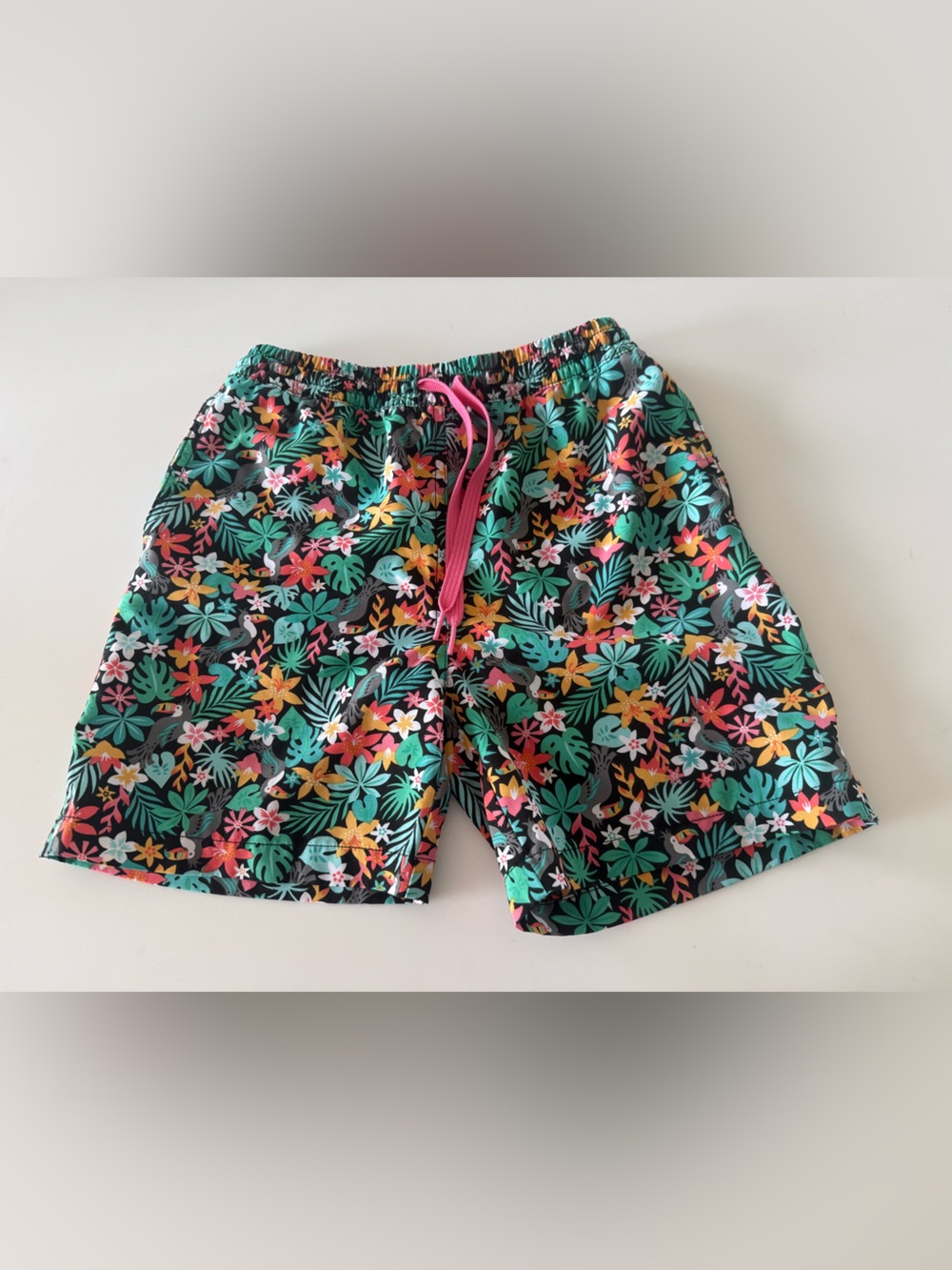chubbies Black Tropical Floral Drawstring Shorts Swim